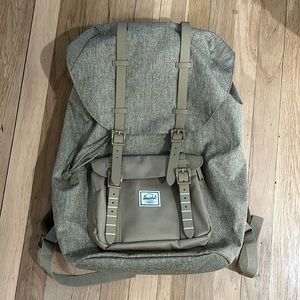 Herschel Little America backpack